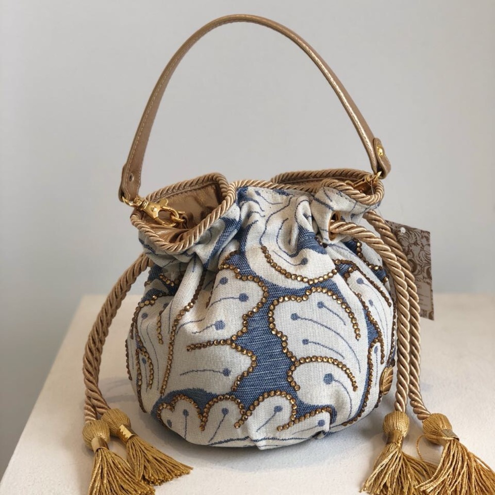 Purse ! - Picture 2 of 6